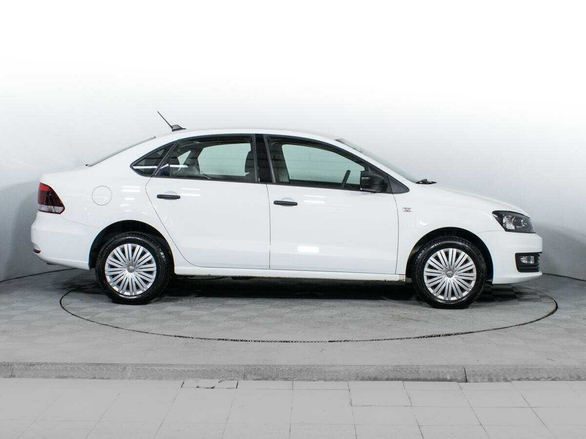Volkswagen Polo б/у, 2019, Автоматическая. Фото: #3