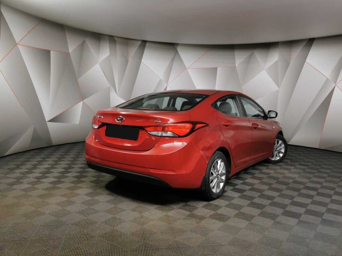 Hyundai Elantra б/у, 2015, Автоматическая. Фото: #1