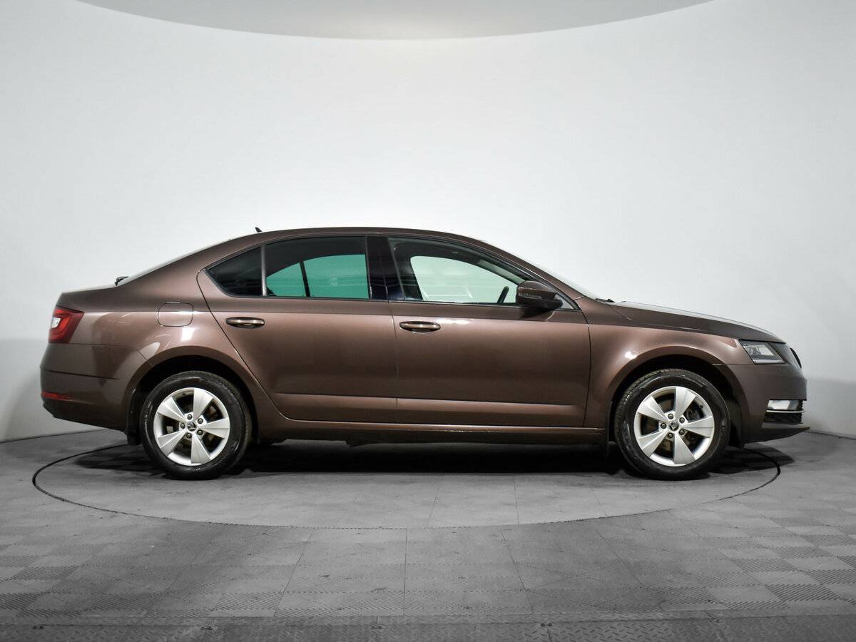 Skoda Octavia б/у, 2019, Роботизированная. Фото: #3