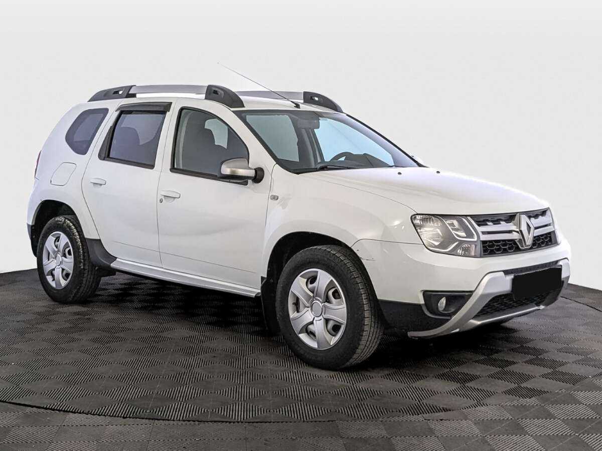 Renault Duster б/у, 2016, Автоматическая. Фото: #2