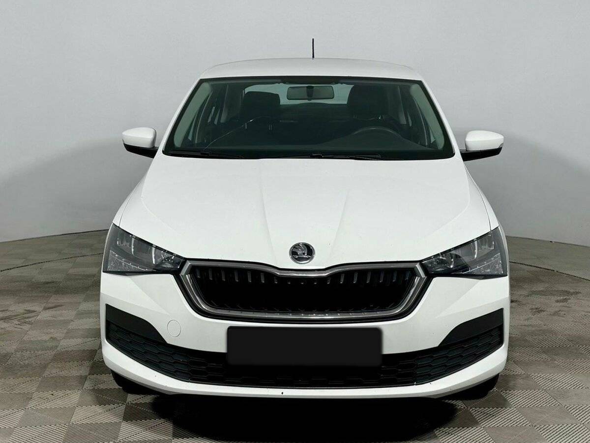 Skoda Rapid б/у, 2020, Механическая. Фото: #2