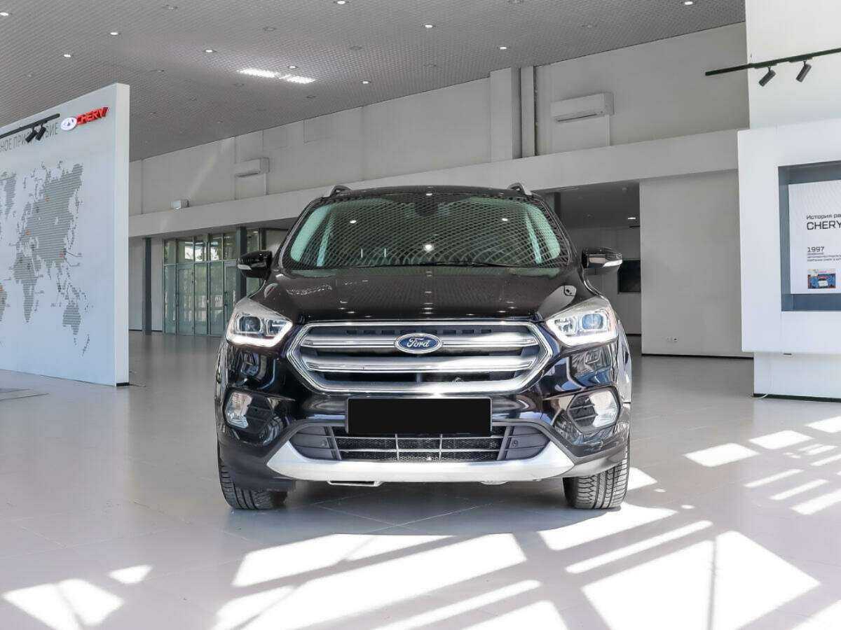 Ford Kuga б/у, 2016, Автоматическая. Фото: #1