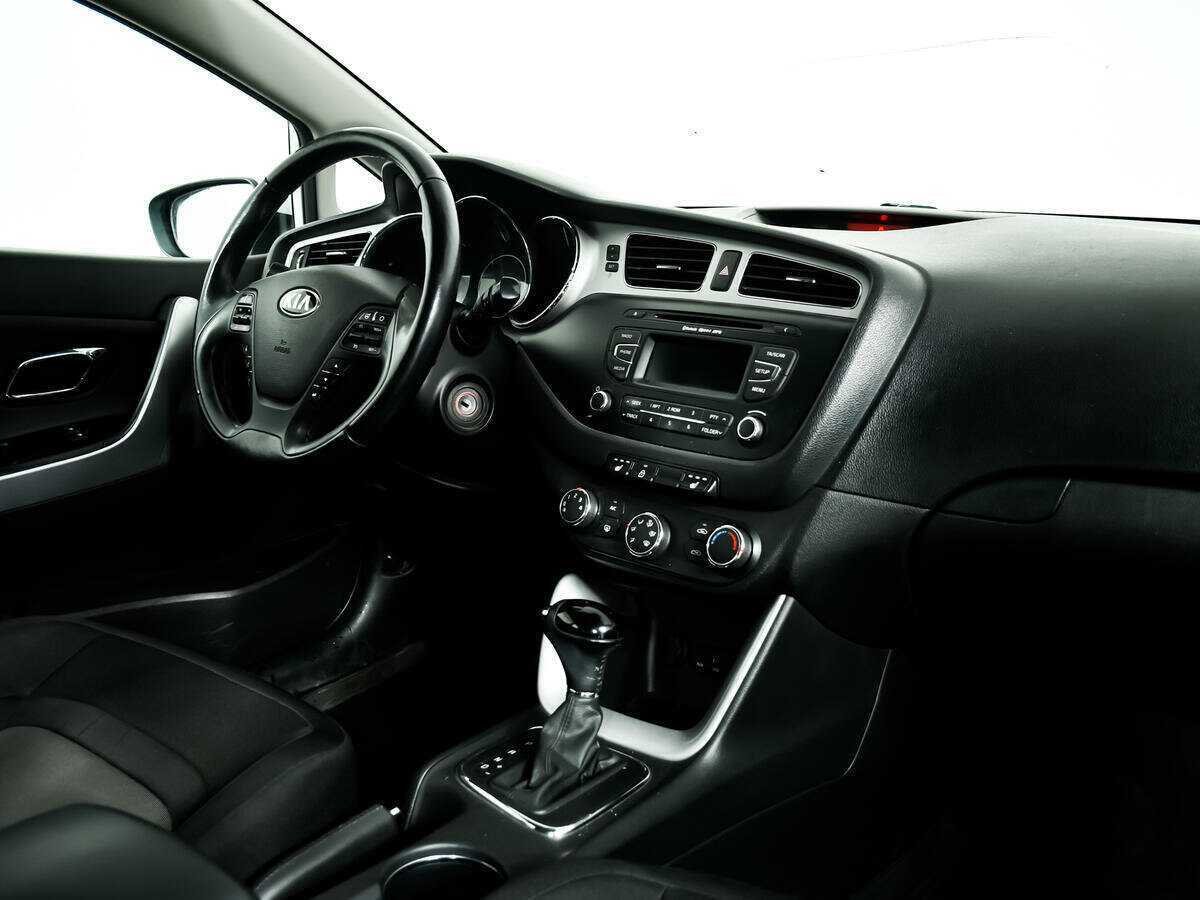 Kia Ceed б/у, 2013, Автоматическая. Фото: #8