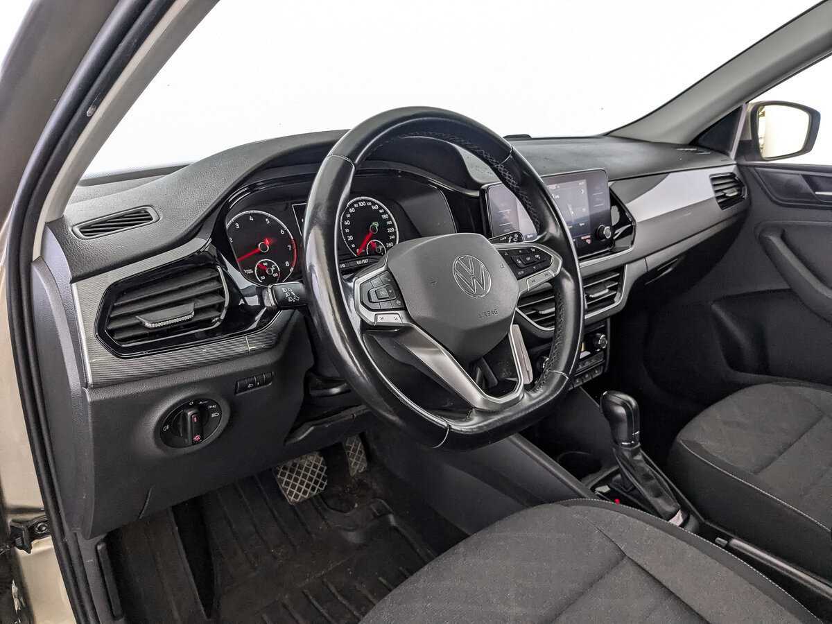 Volkswagen Polo б/у, 2020, Автоматическая. Фото: #10