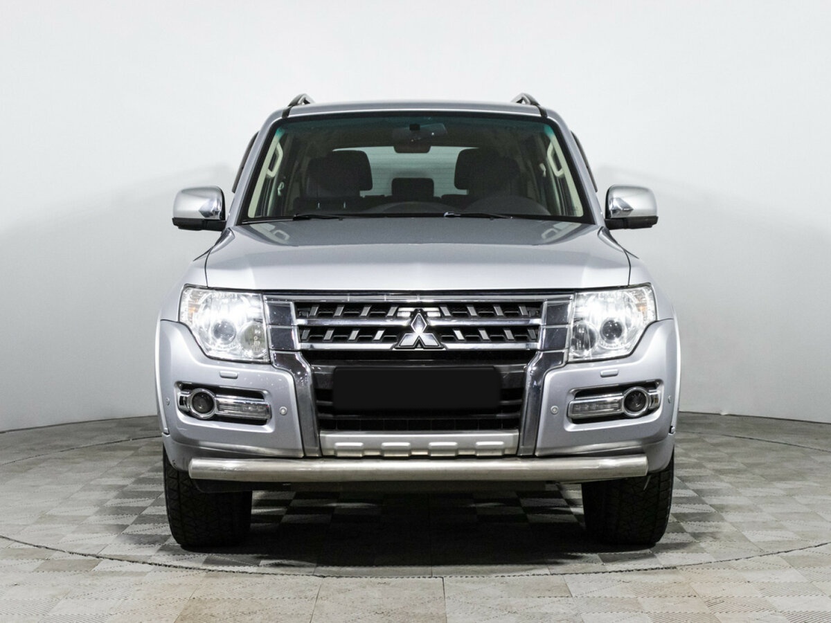 Mitsubishi Pajero б/у, 2015, Автоматическая. Фото: #1
