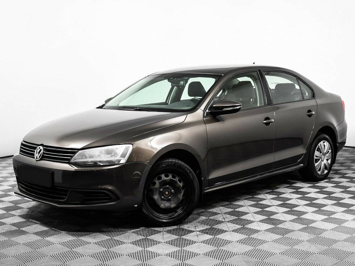 Volkswagen Jetta б/у, 2013, Автоматическая. Фото: #0