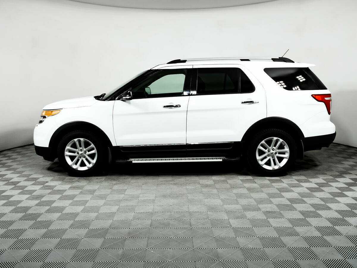 Ford Explorer б/у, 2013, Автоматическая. Фото: #7