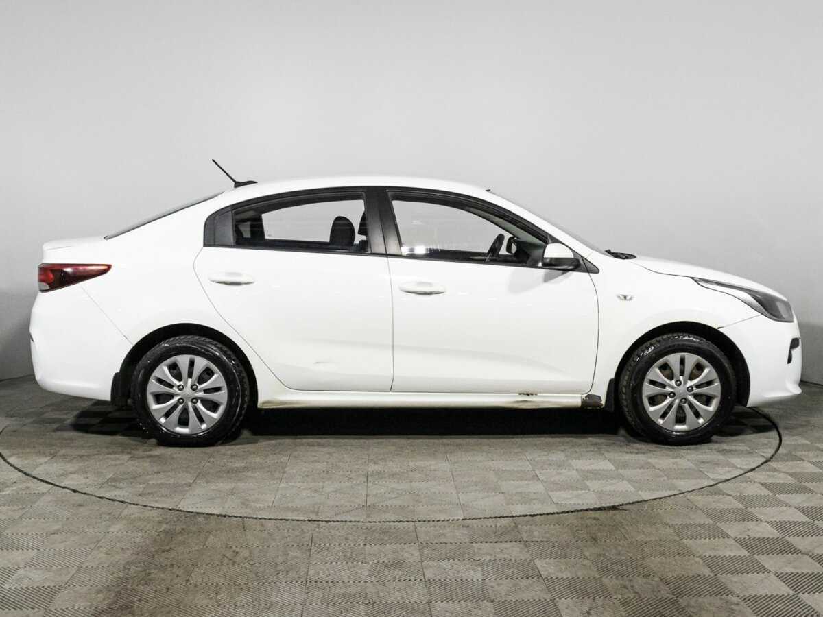 Kia Rio б/у, 2018, Автоматическая. Фото: #3