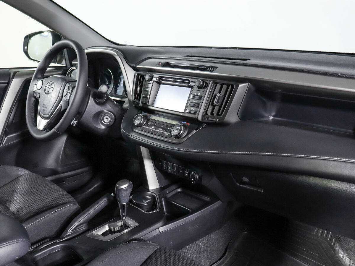 Toyota RAV4 б/у, 2015, Автоматическая. Фото: #8