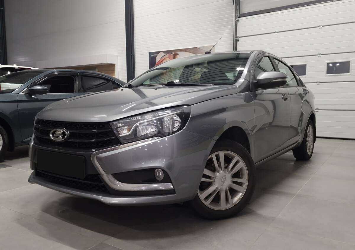 Lada (ВАЗ) Vesta б/у, 2018, Роботизированная. Посмотреть фото