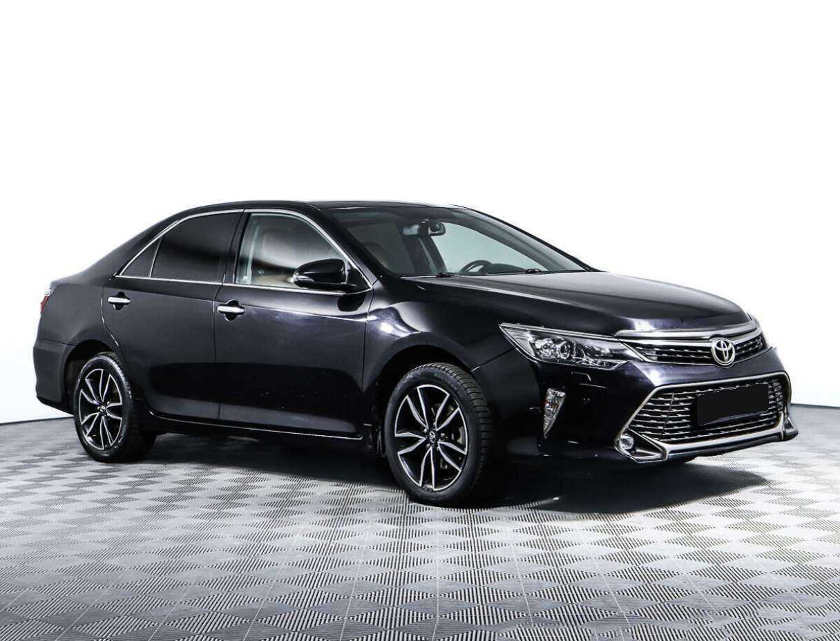 Toyota Camry б/у, 2017, Автоматическая. Фото: #2