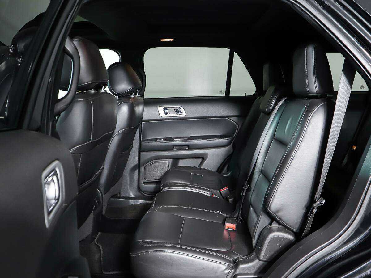 Ford Explorer б/у, 2014, Автоматическая. Фото: #9