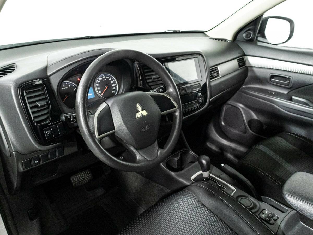 Mitsubishi Outlander б/у, 2016, Вариатор. Фото: #10
