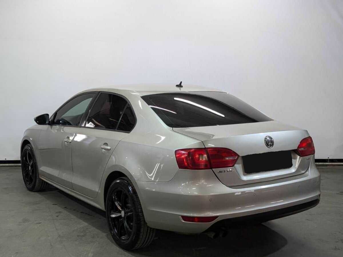 Volkswagen Jetta б/у, 2012, Механическая. Фото: #5