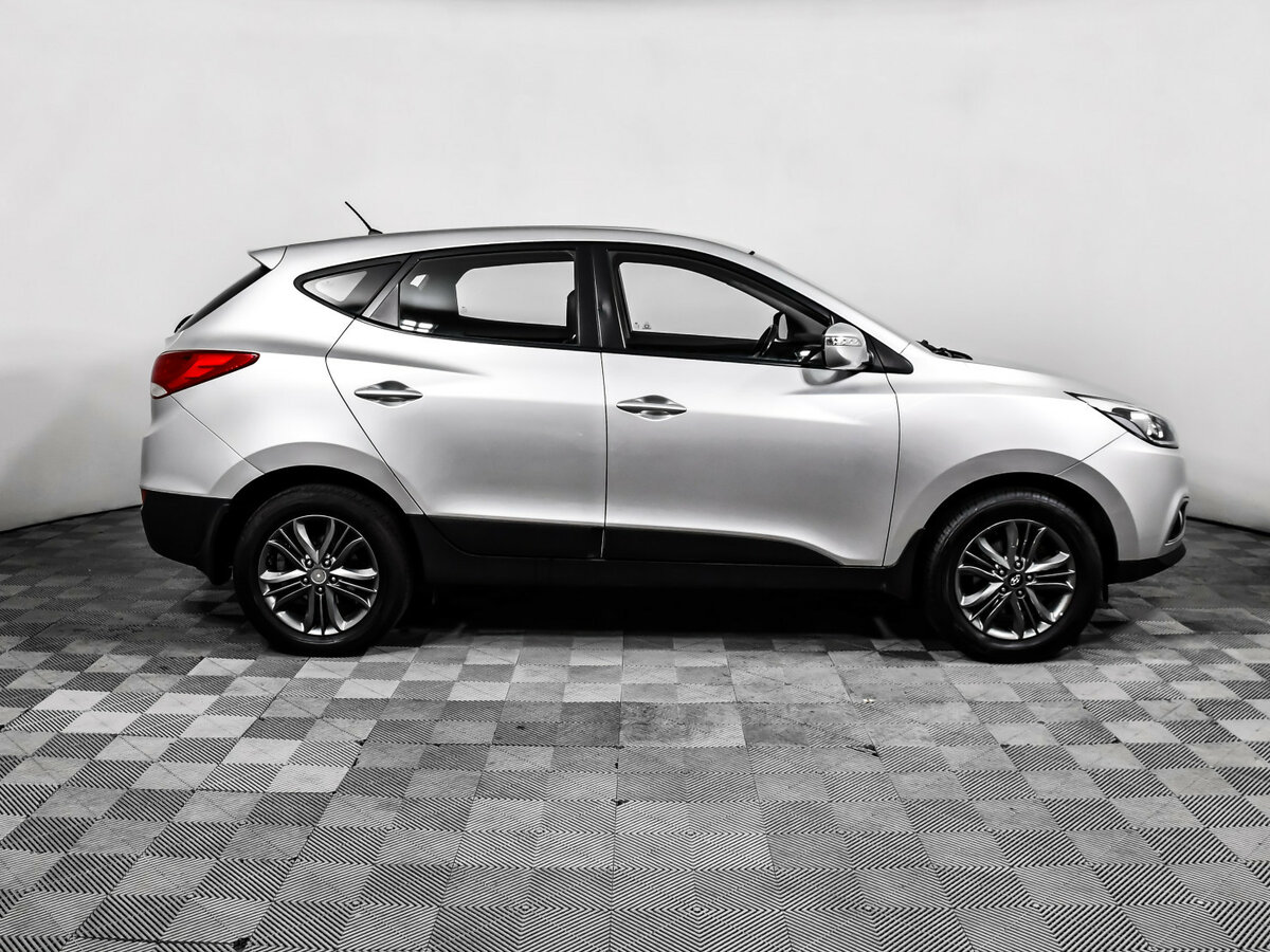 Hyundai ix35 б/у, 2014, Механическая. Фото: #3