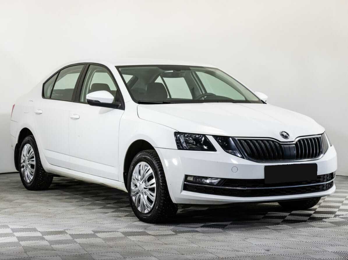 Skoda Octavia б/у, 2018, Автоматическая. Фото: #2