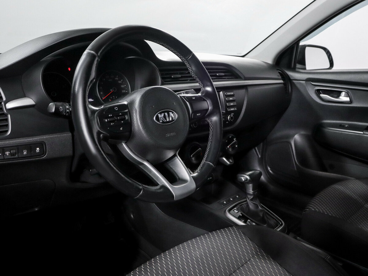Kia Rio б/у, 2017, Автоматическая. Фото: #11