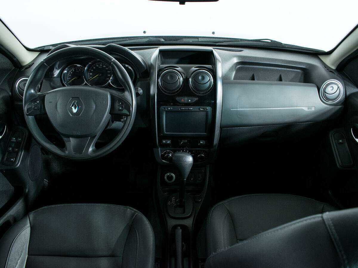 Renault Duster б/у, 2016, Автоматическая. Фото: #11