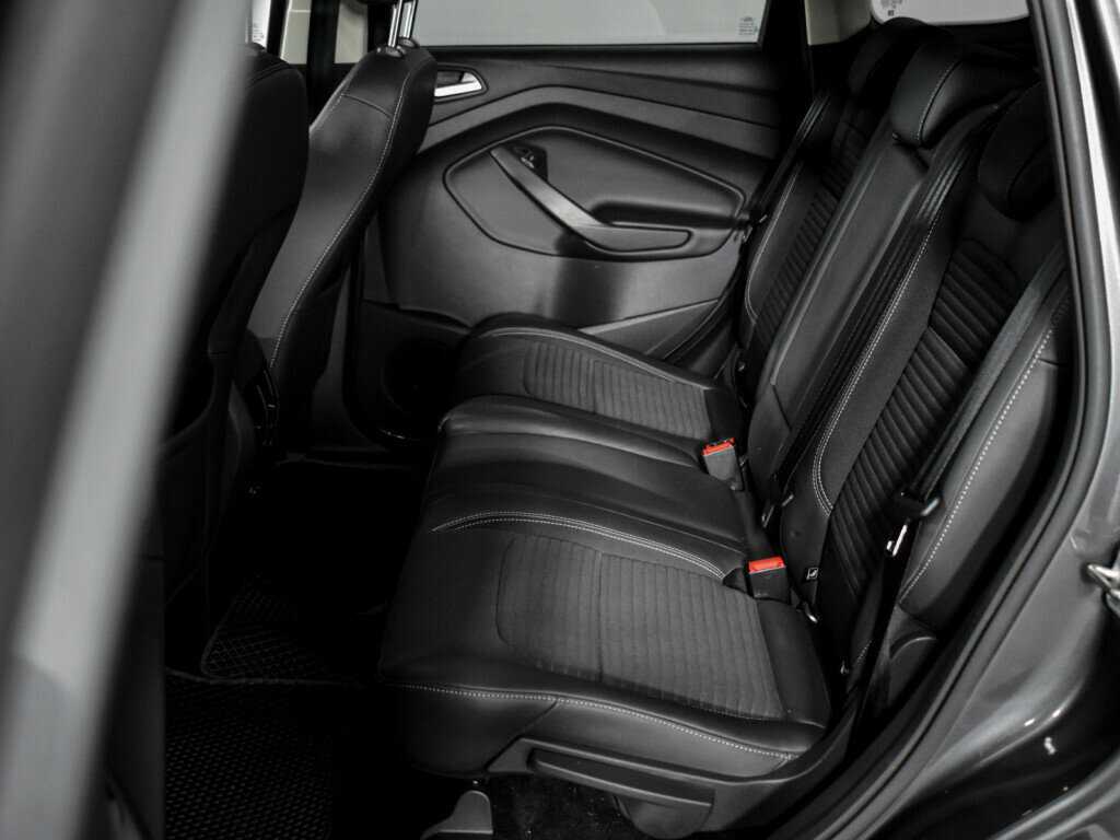 Ford Kuga б/у, 2017, Автоматическая. Фото: #11