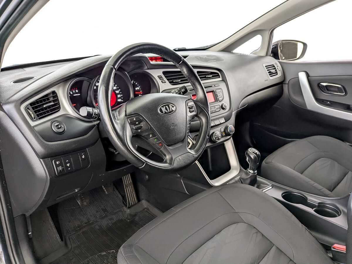 Kia Ceed б/у, 2014, Механическая. Фото: #15