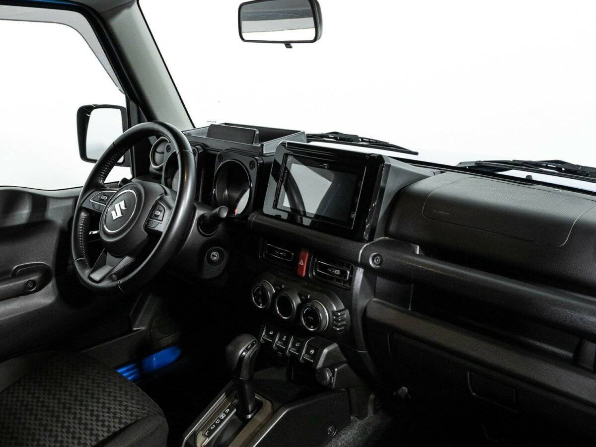 Suzuki Jimny б/у, 2020, Автоматическая. Фото: #8