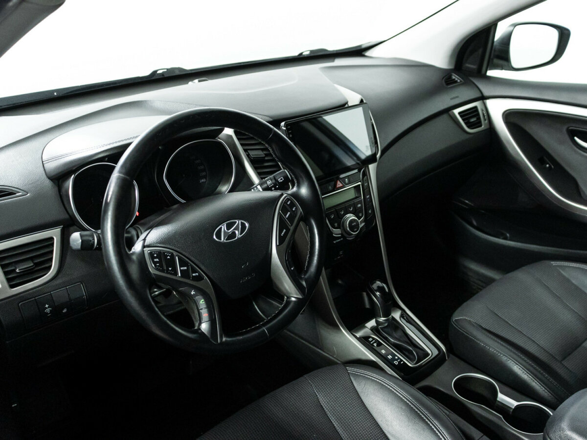 Hyundai i30 б/у, 2015, Автоматическая. Фото: #10