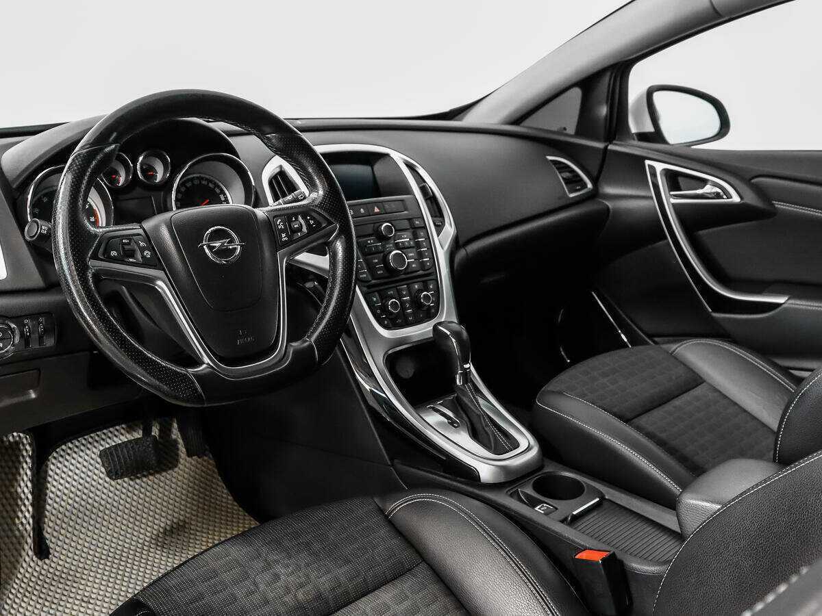 Opel Astra б/у, 2014, Автоматическая. Фото: #8