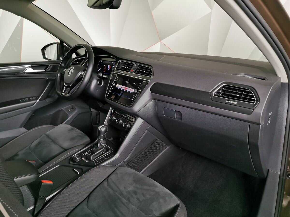 Volkswagen Tiguan б/у, 2018, Роботизированная. Фото: #8