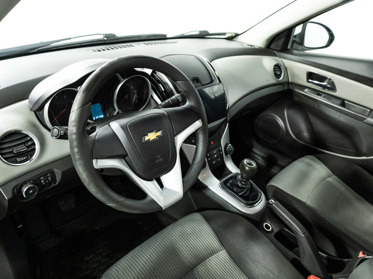 Chevrolet Cruze б/у, 2014, Механическая. Фото: #10