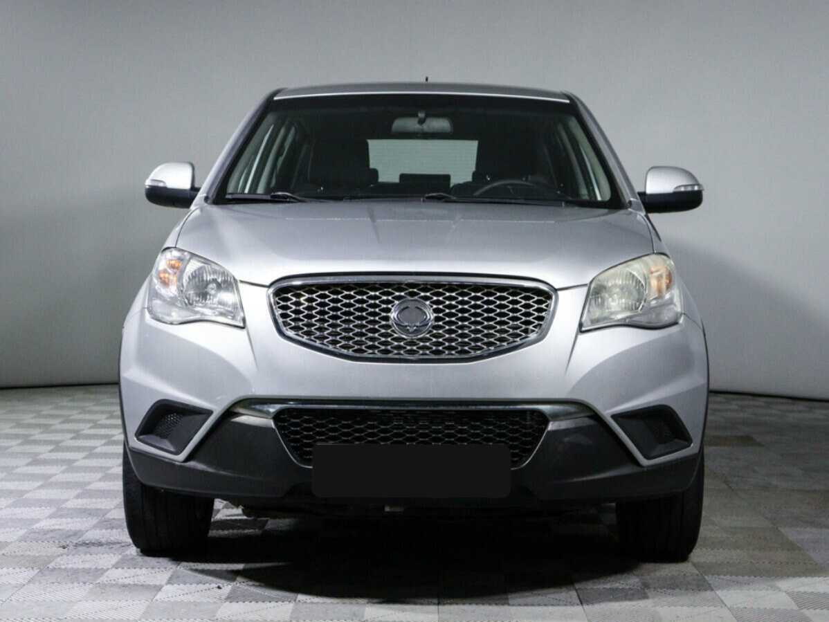 SsangYong Actyon б/у, 2013, Автоматическая. Фото: #1