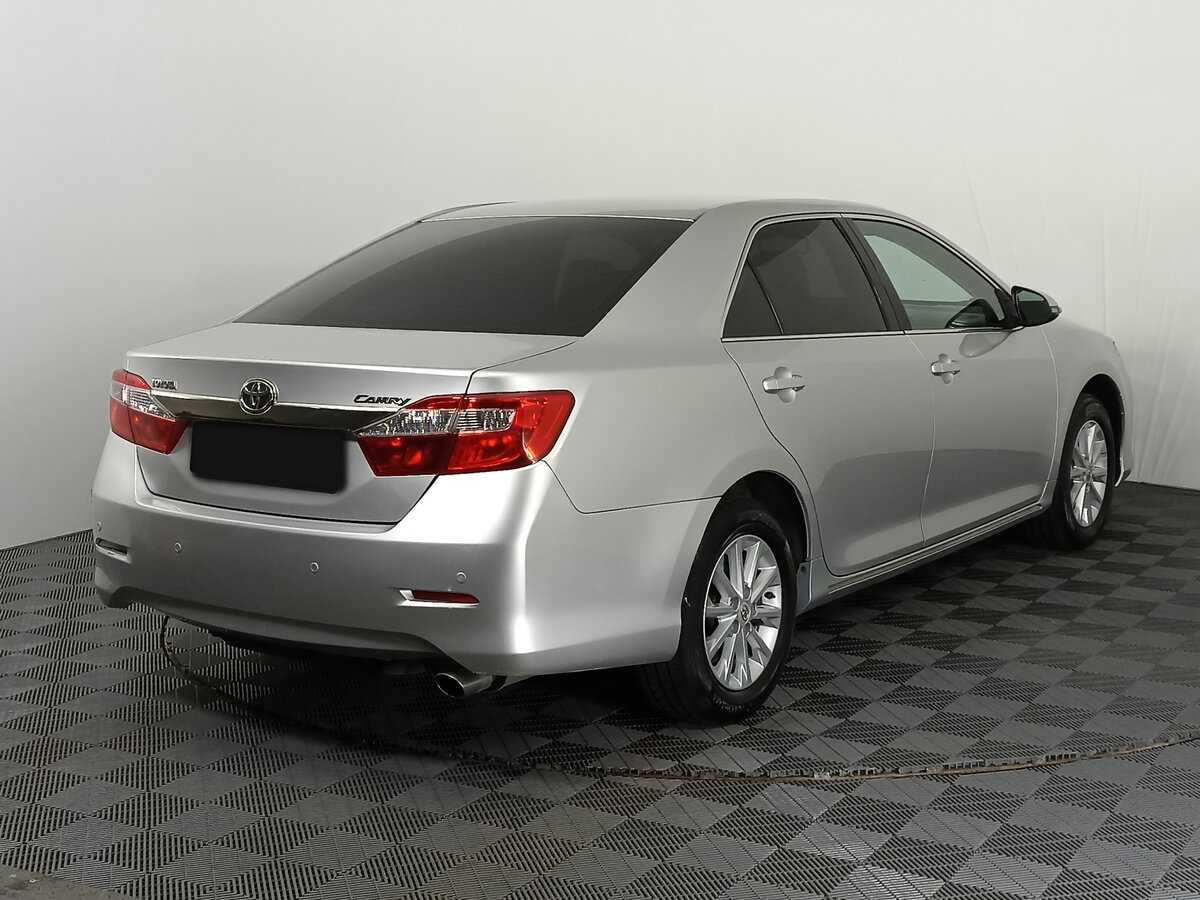 Toyota Camry б/у, 2013, Автоматическая. Фото: #4