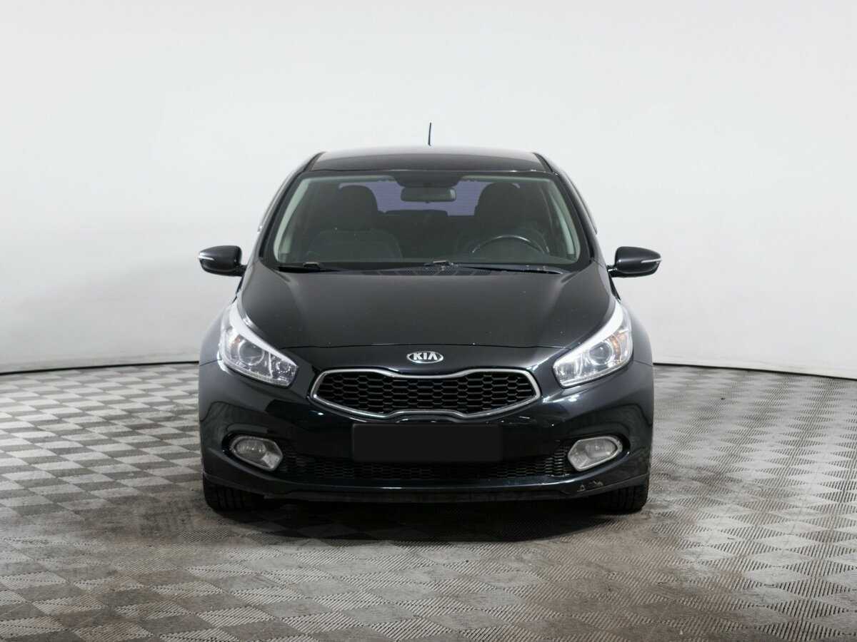 Kia Ceed б/у, 2014, Автоматическая. Фото: #1