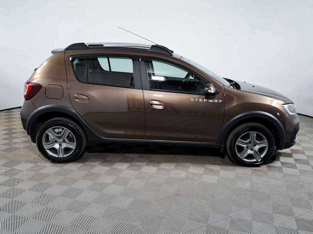Renault Sandero б/у, 2020, Механическая. Фото: #3