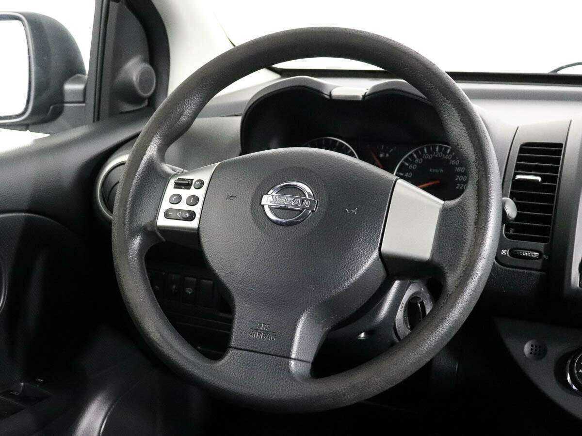 Nissan Note б/у, 2012, Механическая. Фото: #12