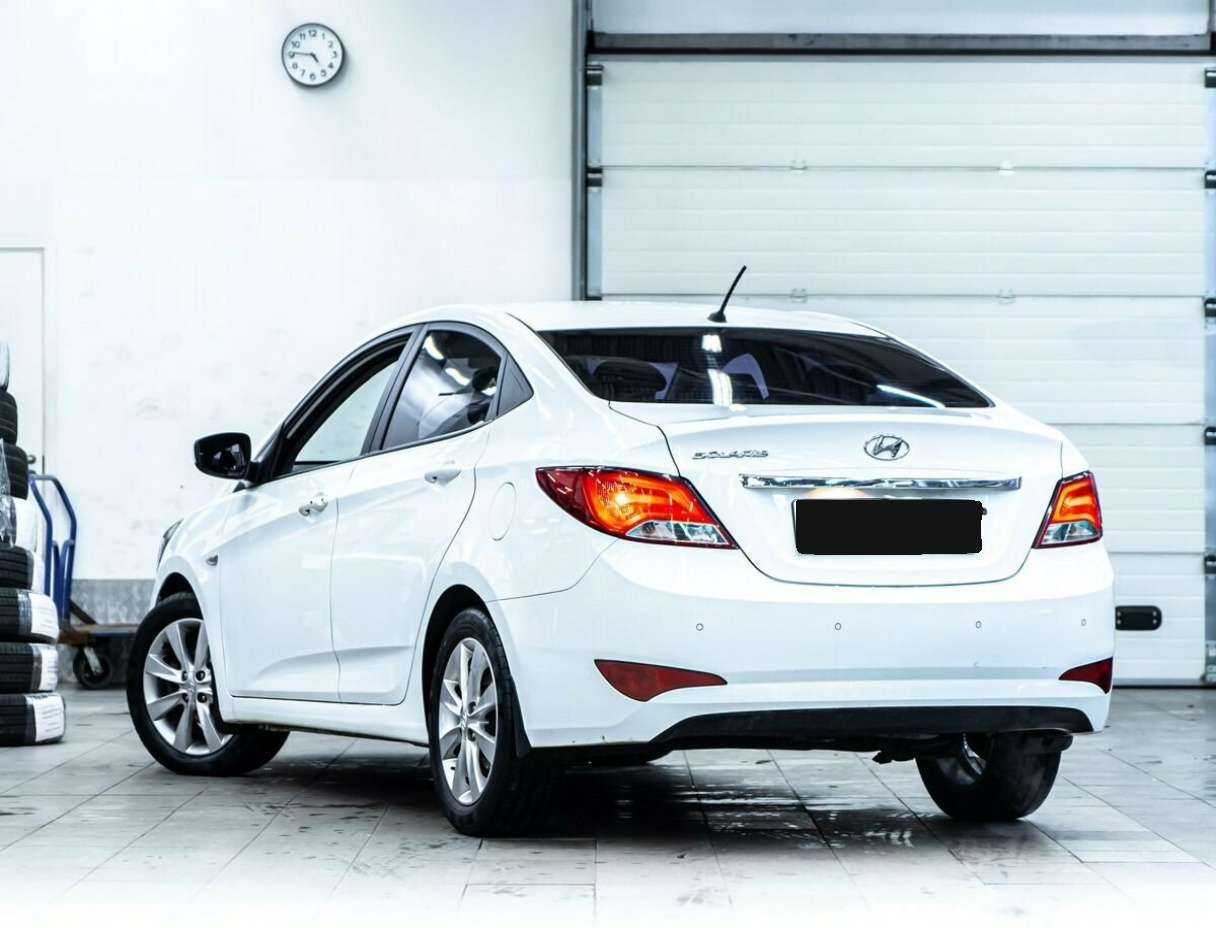 Hyundai Solaris б/у, 2015, Автоматическая. Фото: #3