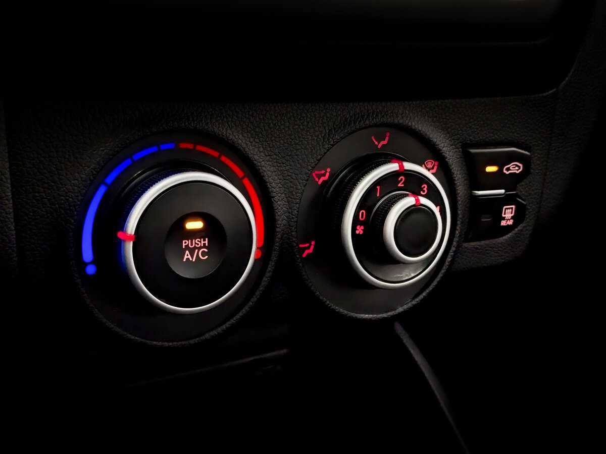 Kia Rio б/у, 2013, Автоматическая. Фото: #22