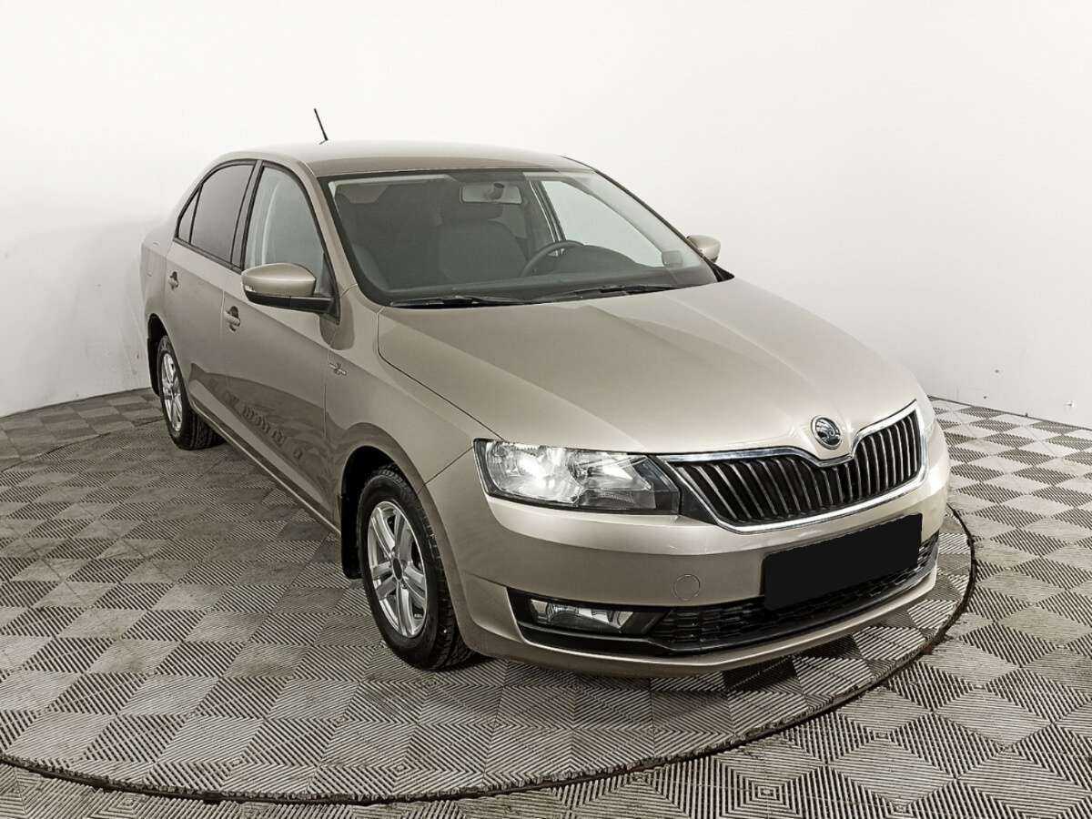 Skoda Rapid б/у, 2019, Механическая. Фото: #2
