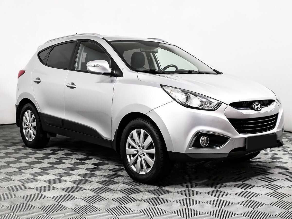 Hyundai ix35 б/у, 2012, Автоматическая. Фото: #2