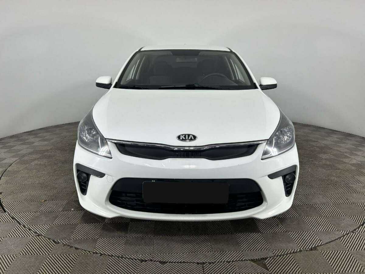 Kia Rio б/у, 2018, Механическая. Фото: #1