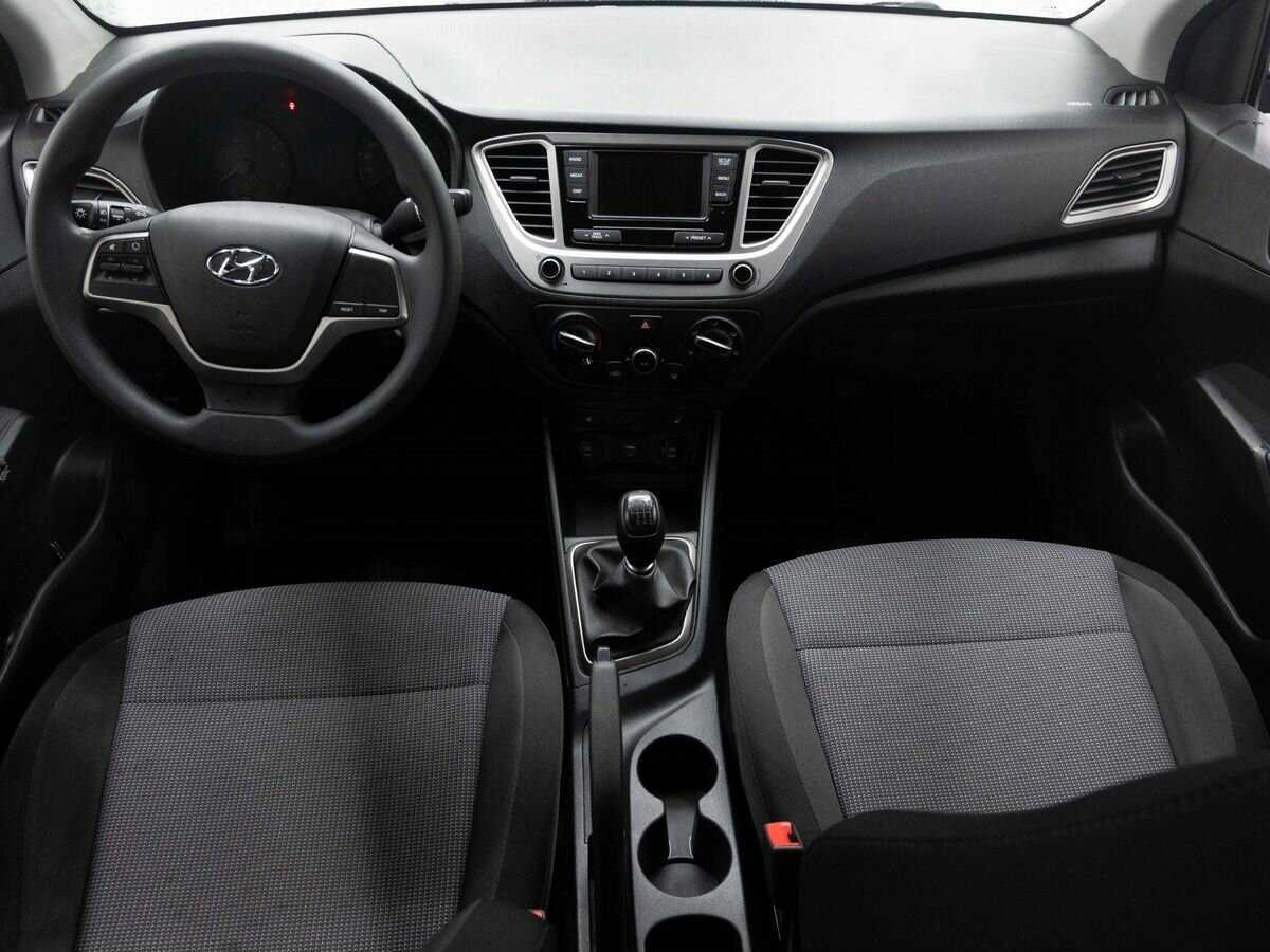 Hyundai Solaris б/у, 2019, Механическая. Фото: #12