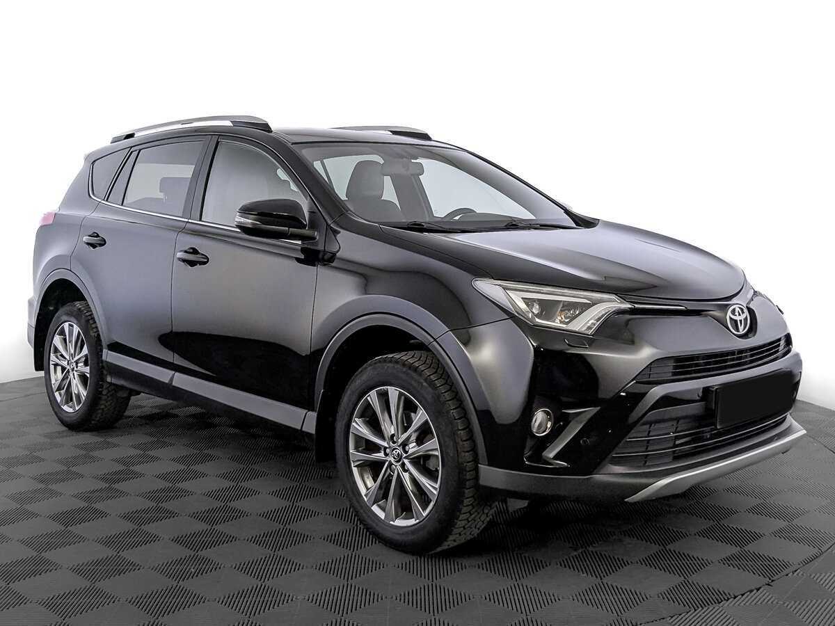 Toyota RAV4 б/у, 2017, Механическая. Фото: #2