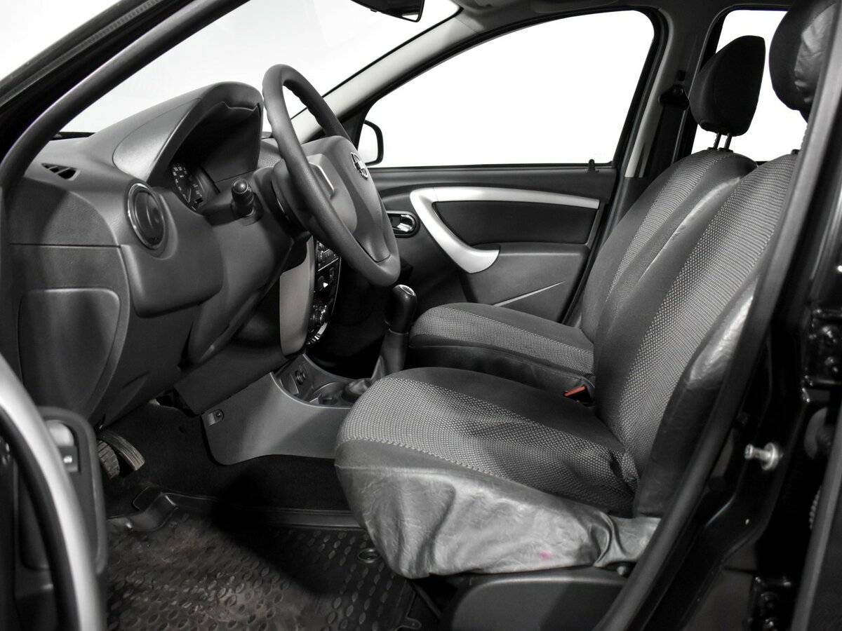 Nissan Terrano б/у, 2015, Механическая. Фото: #9