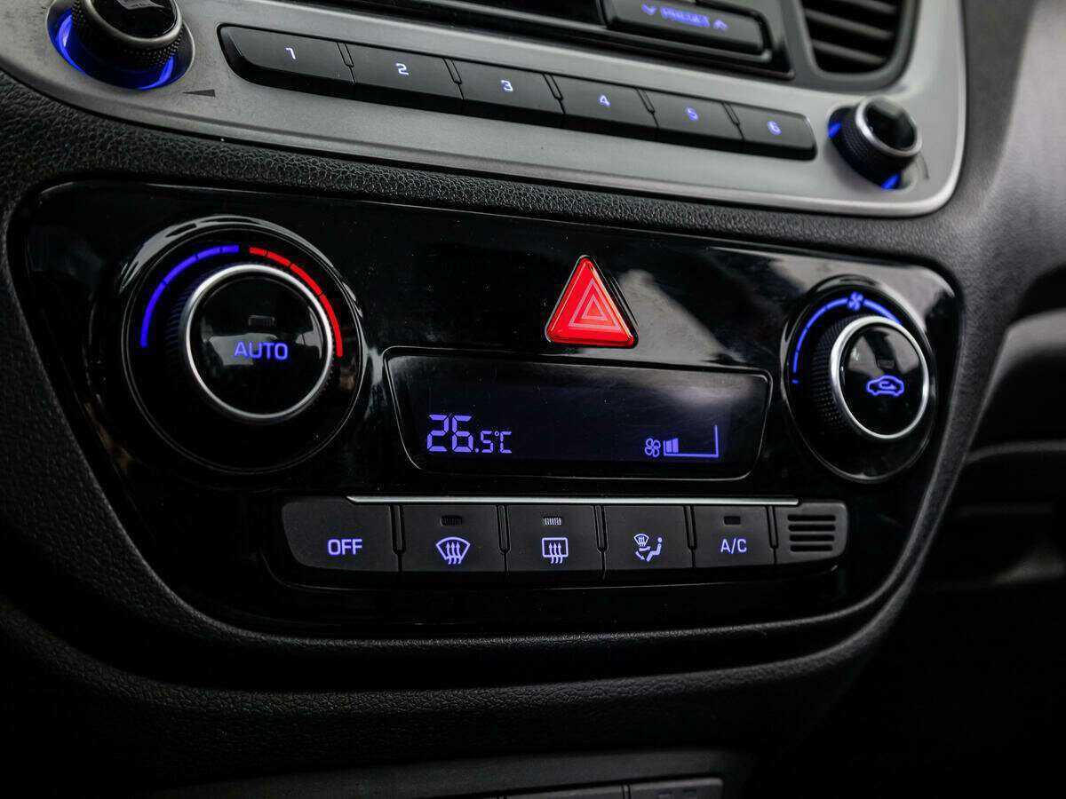 Hyundai Solaris б/у, 2018, Автоматическая. Фото: #14