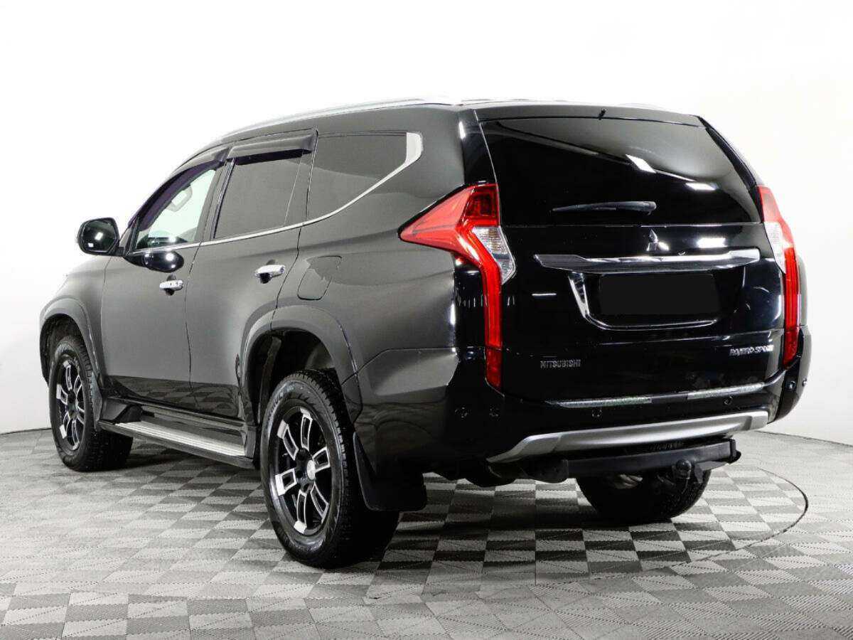 Mitsubishi Pajero Sport б/у, 2017, Автоматическая. Фото: #6