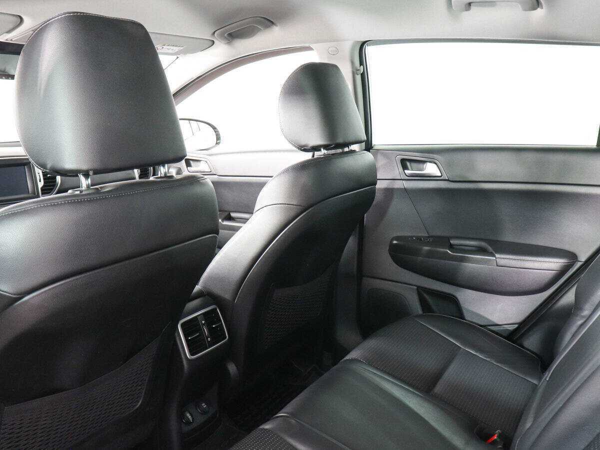 Kia Sportage б/у, 2016, Автоматическая. Фото: #11