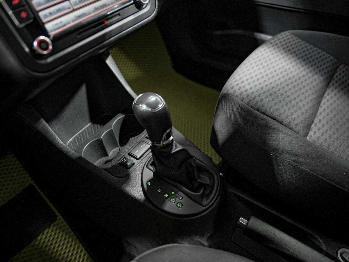 Skoda Fabia б/у, 2013, Автоматическая. Фото: #9