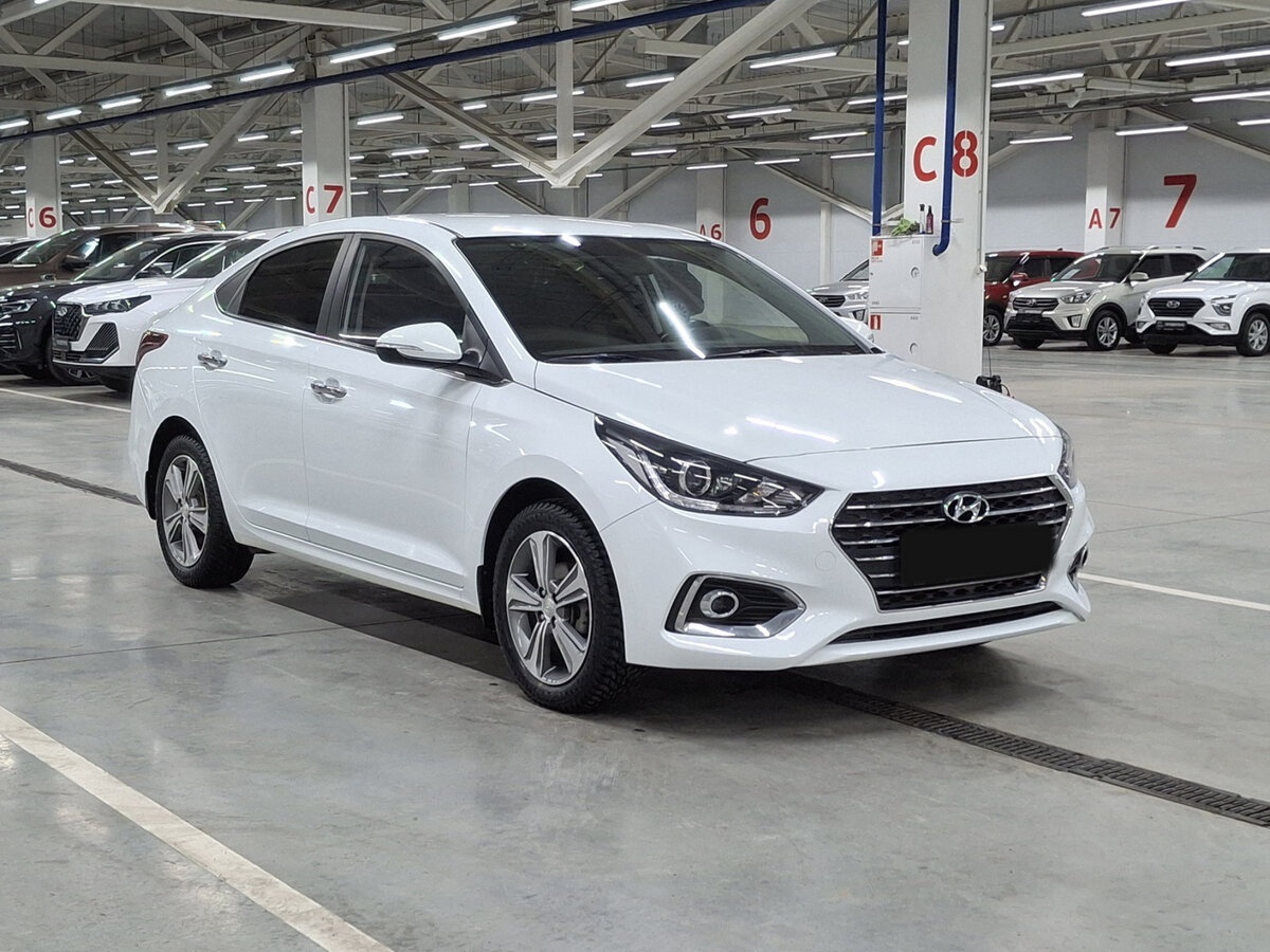 Hyundai Solaris б/у, 2017, Автоматическая. Фото: #2
