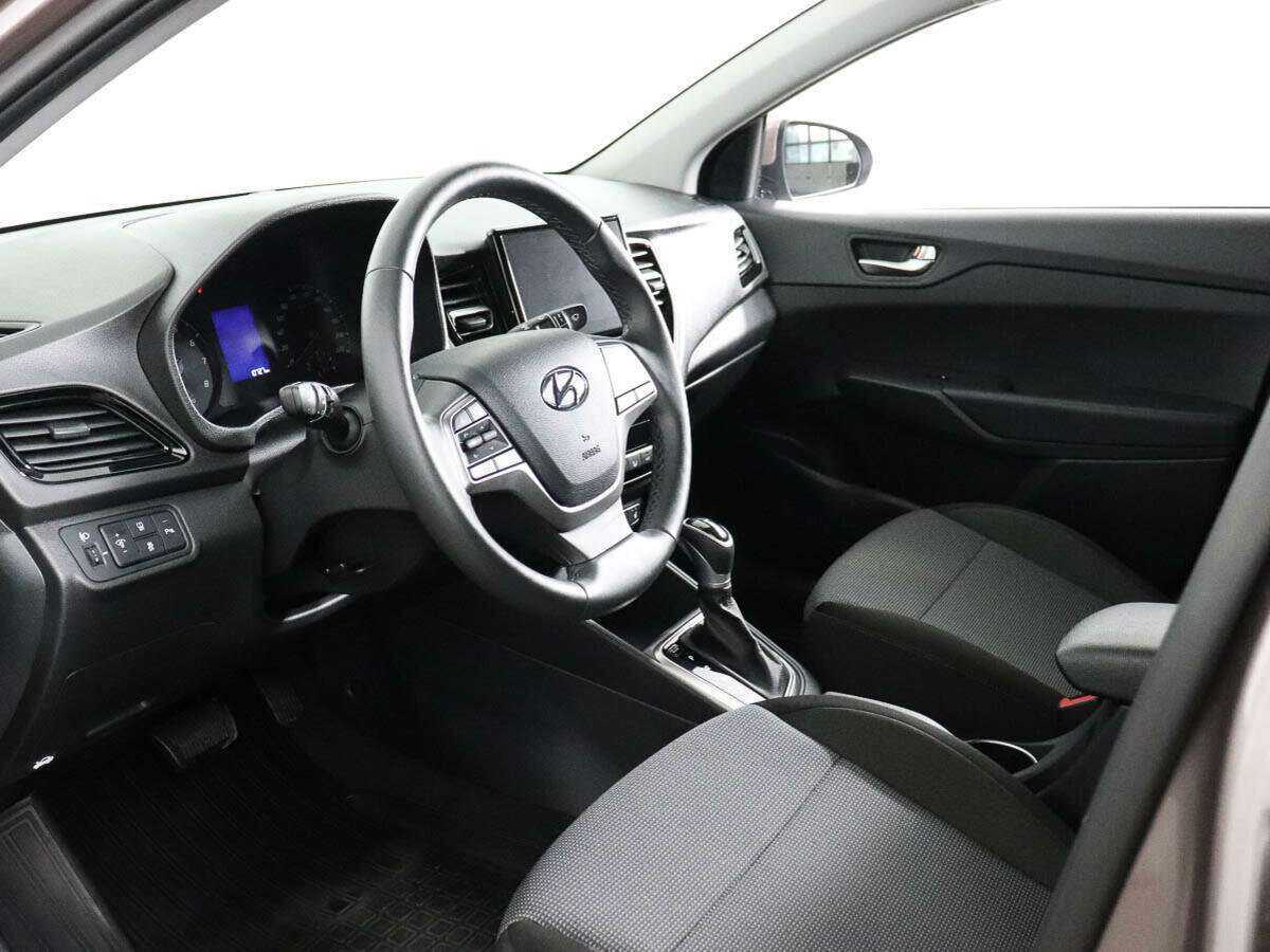 Hyundai Solaris б/у, 2021, Автоматическая. Фото: #7