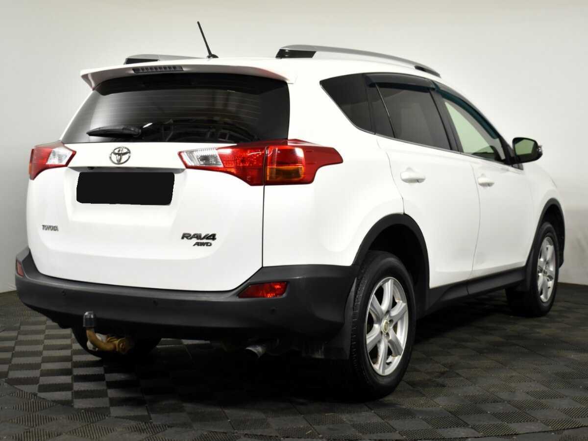 Toyota RAV4 б/у, 2015, Механическая. Фото: #3