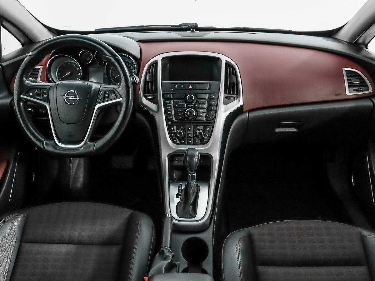 Opel Astra б/у, 2012, Автоматическая. Фото: #11